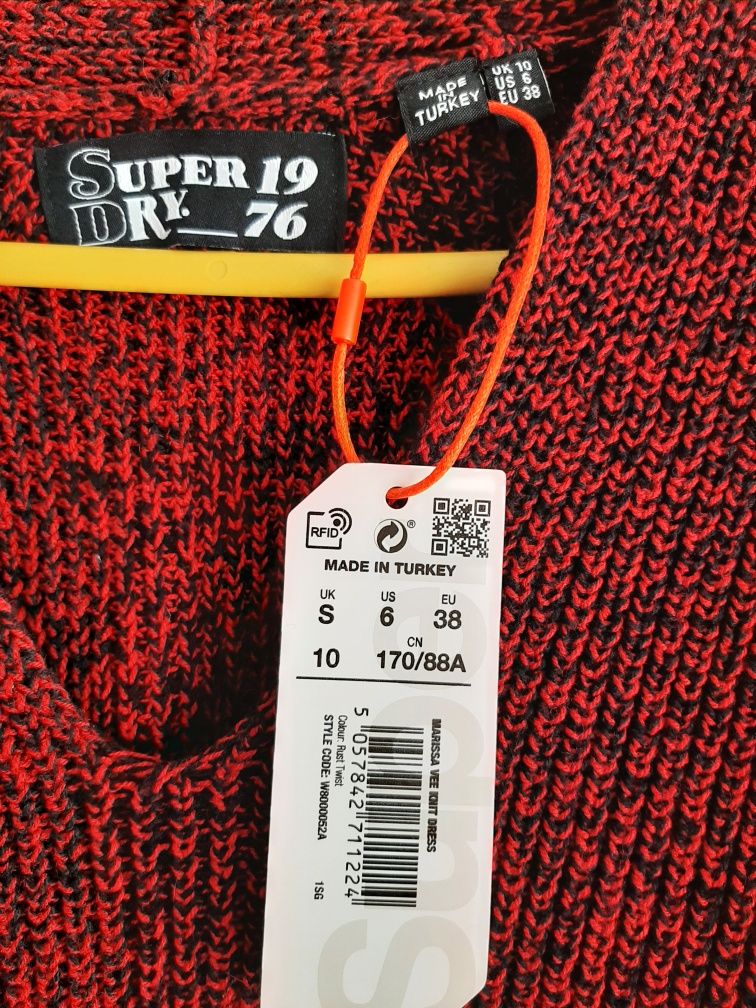 Ciepła sukienka lub długi sweter Superdry r.38