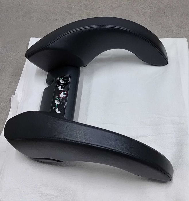 Zagłówek (rogal) skórzany do VW