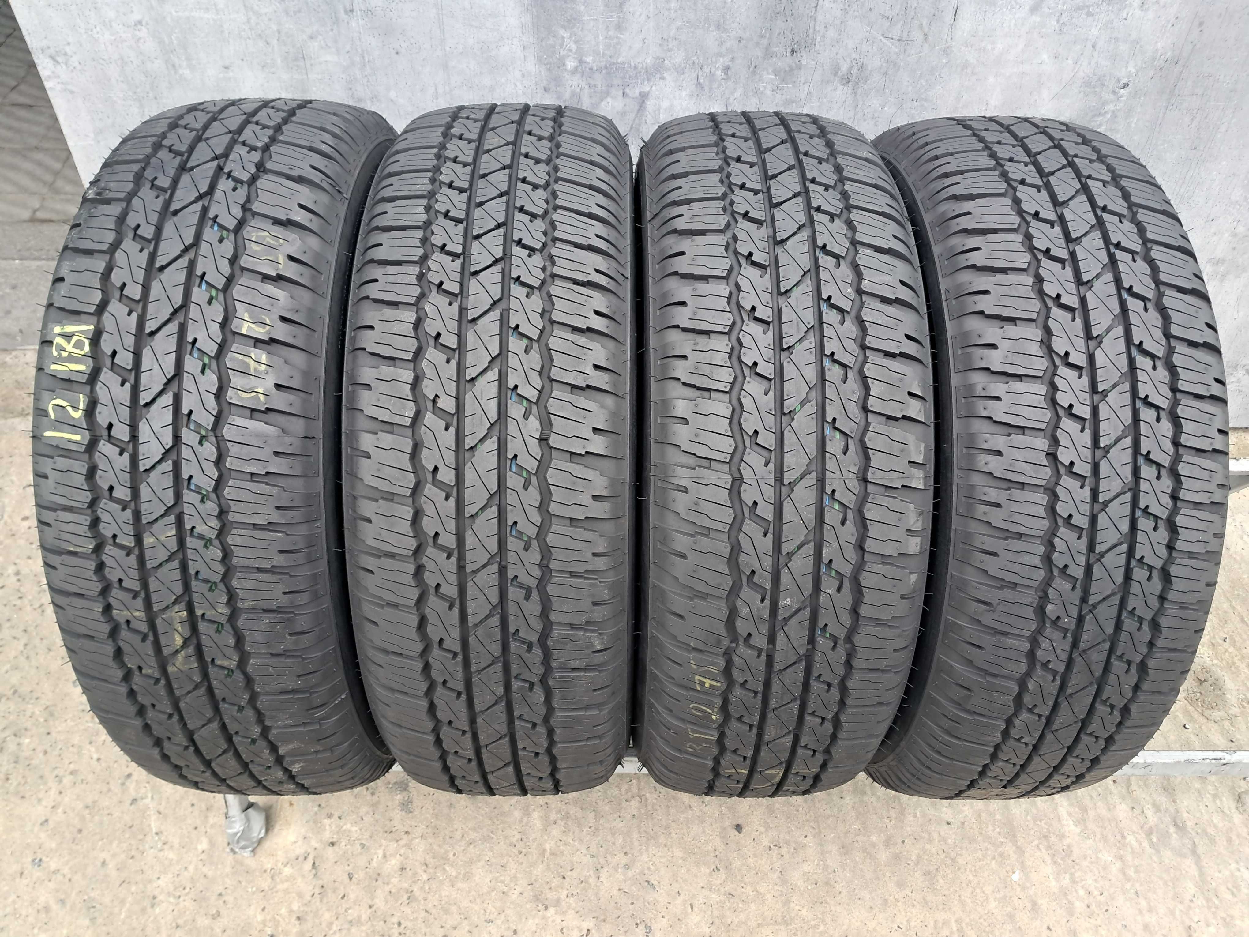 Резина всесезонна, нова, Bridgestone Dueler A/T 693 III 265\65 R17