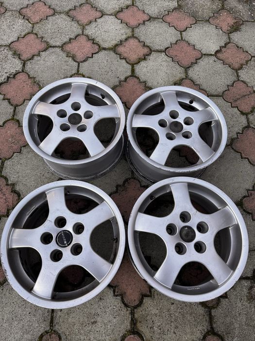 Диски Borbet R15 7j PCD5*112 ET35 CB70535