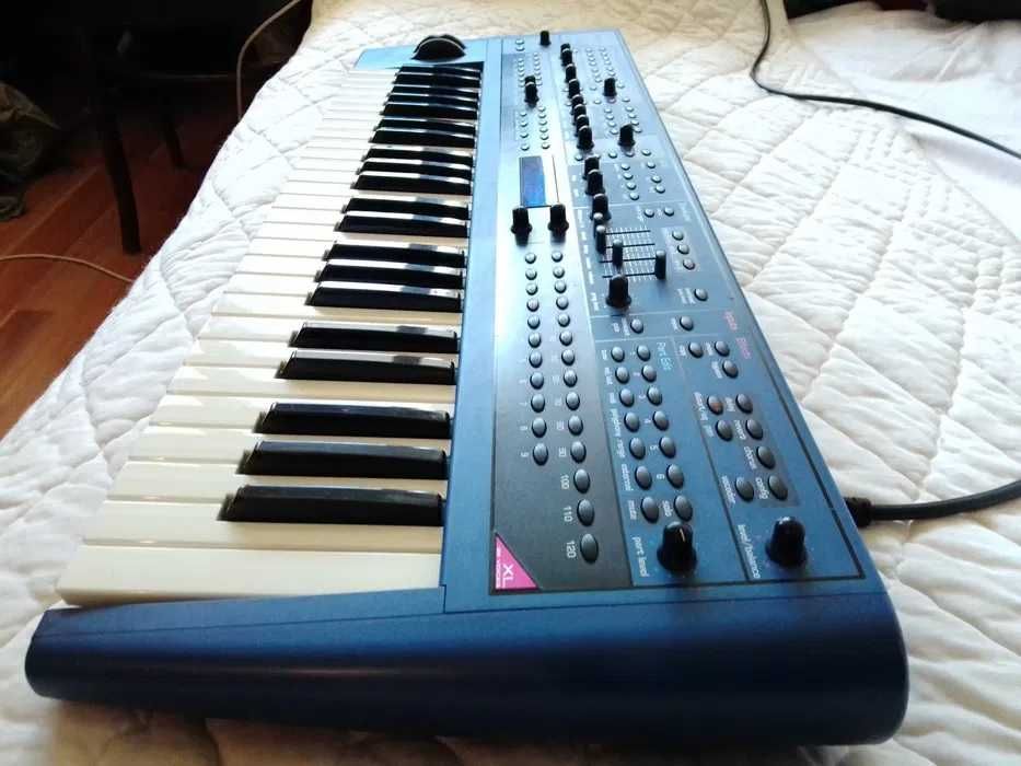 Novation Nova II XL 36 głosów polifonii - rozbudowana wersja