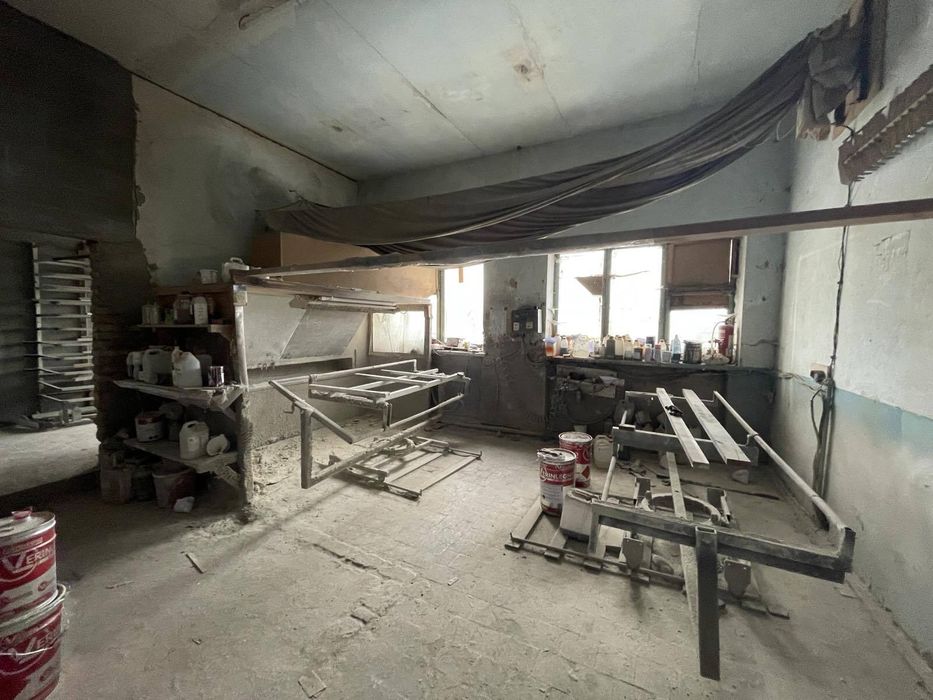 продаж комплексу будівель