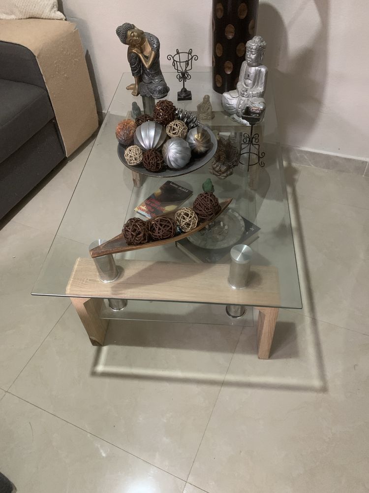 Mesa de sala em vidro