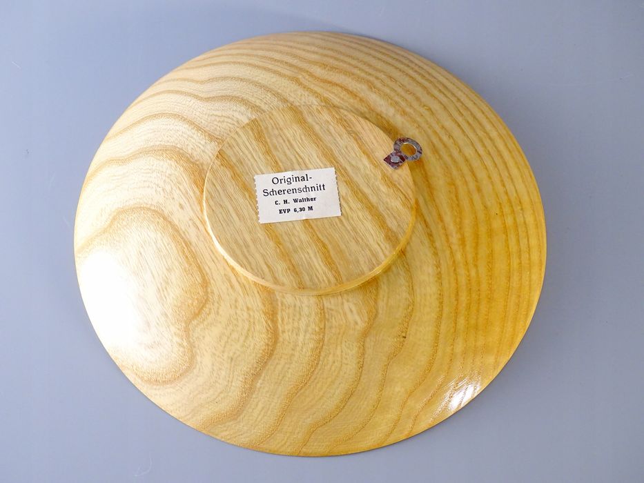 piękny stary talerz drewniany wycinanka sarna las