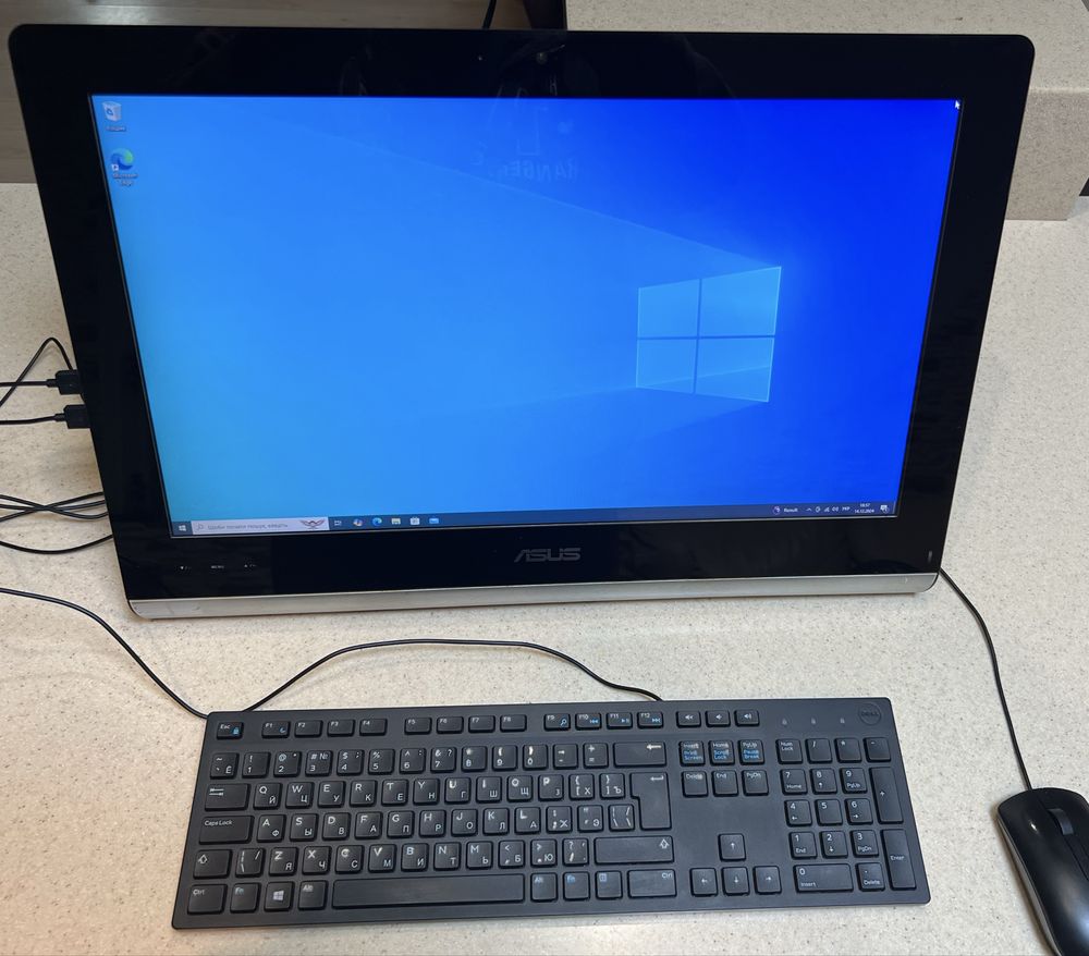 Моноблок ASUS ET2220I All-in-One PC