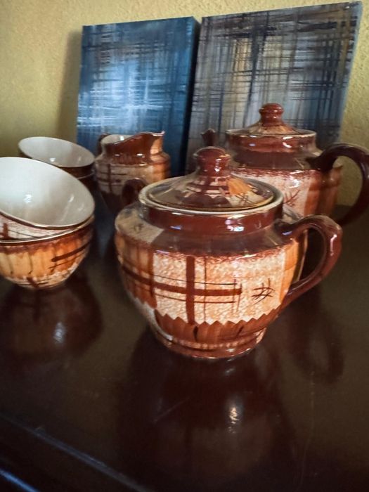 Vendo serviço de chá da marca Sacavém.para para seis pessoas.