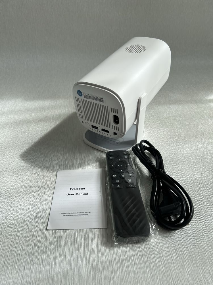 Міні Андроїд проектор з підтримкою 4K 1080P, 2,4G/5GWIFI BT5.0