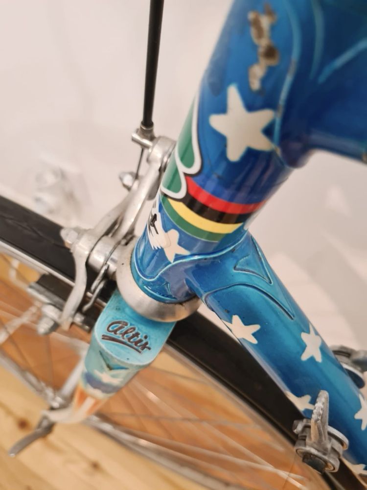 Bicicleta Vintage Altis - Restaurada