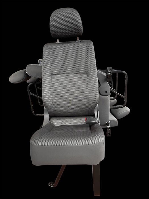 Bancos novos em excelente estado,