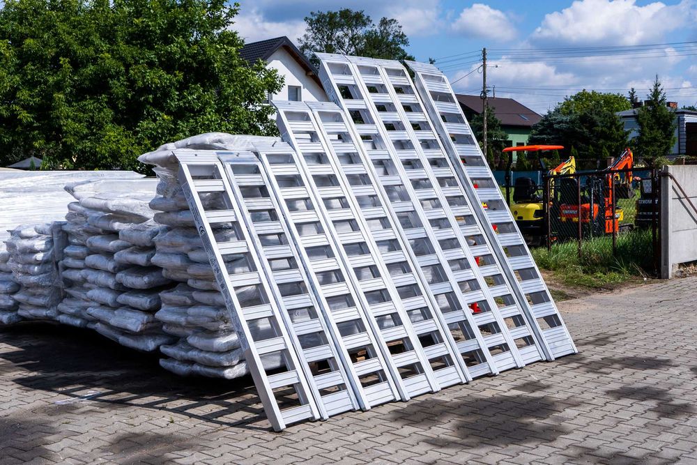 Kingway Najazd aluminiowy 2500cm 2000kg