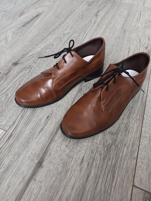 Buty komunijne Miko brazowe 33