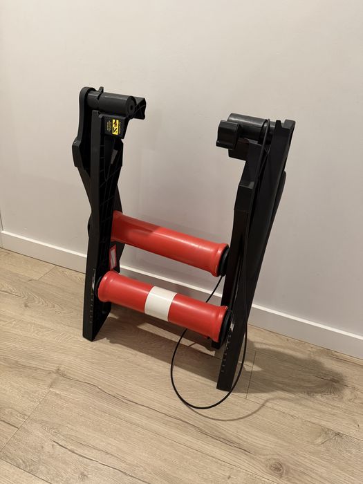 Trenażer rolkowy ELITE Arion MAG, bardzo dobry stan