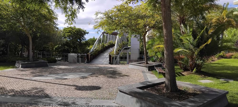 T2 parque dos poetas, Oeiras