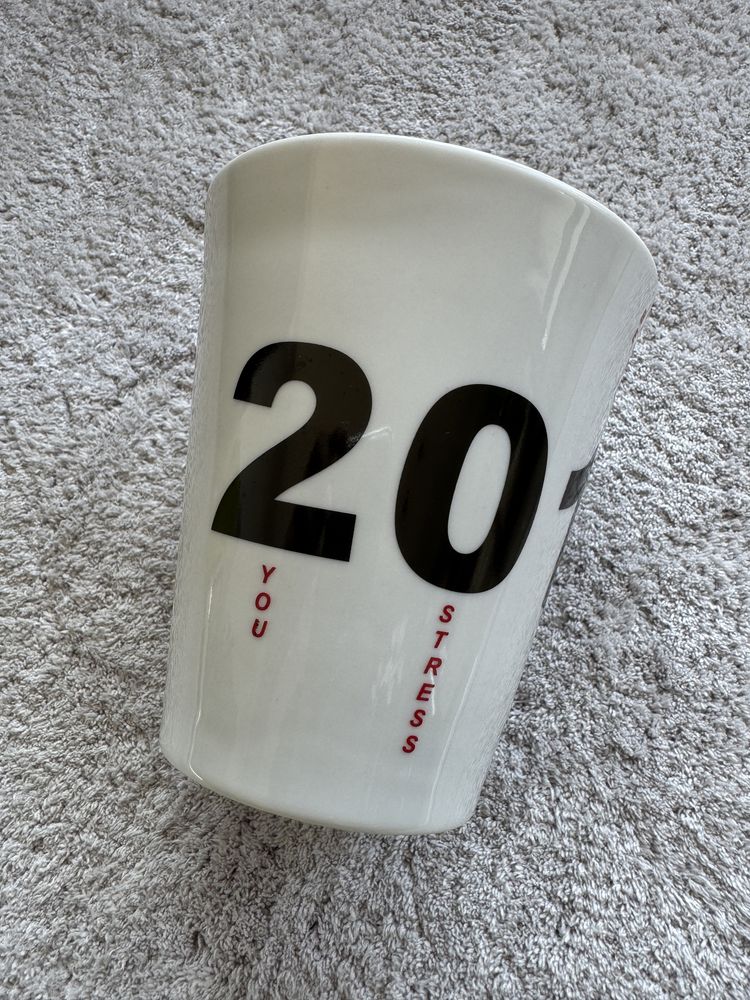 Kubek Random porcelana ćmielów design studio