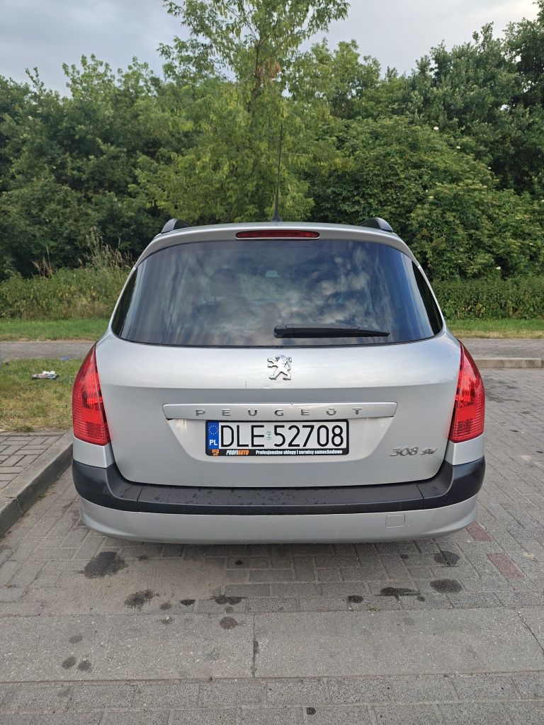 Peugeot 308SW 2009r. 1.4B 95KM 70kW