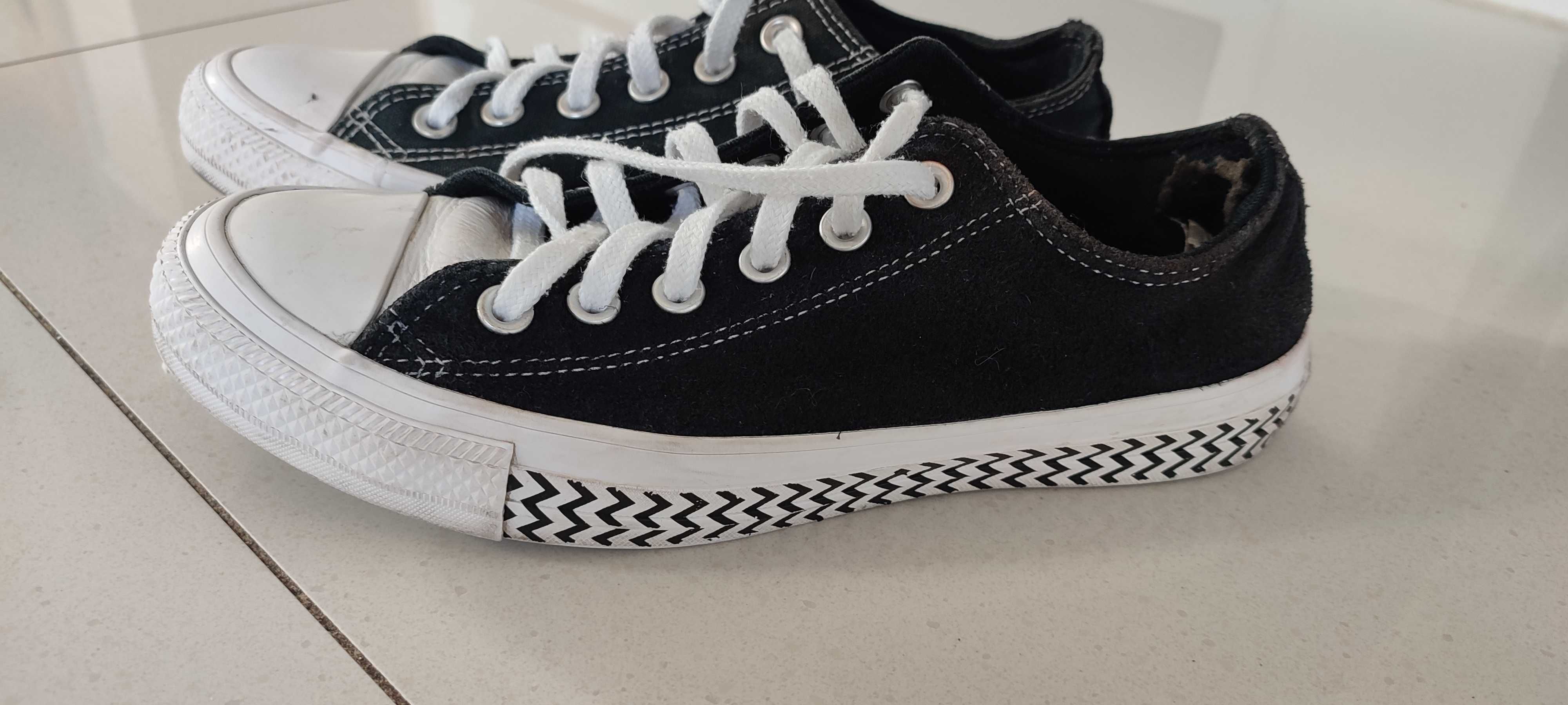 Converse czarno białe