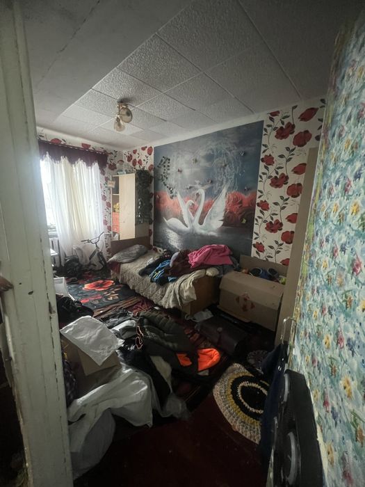 Продам 2 кімнатну квартиру під ремонт