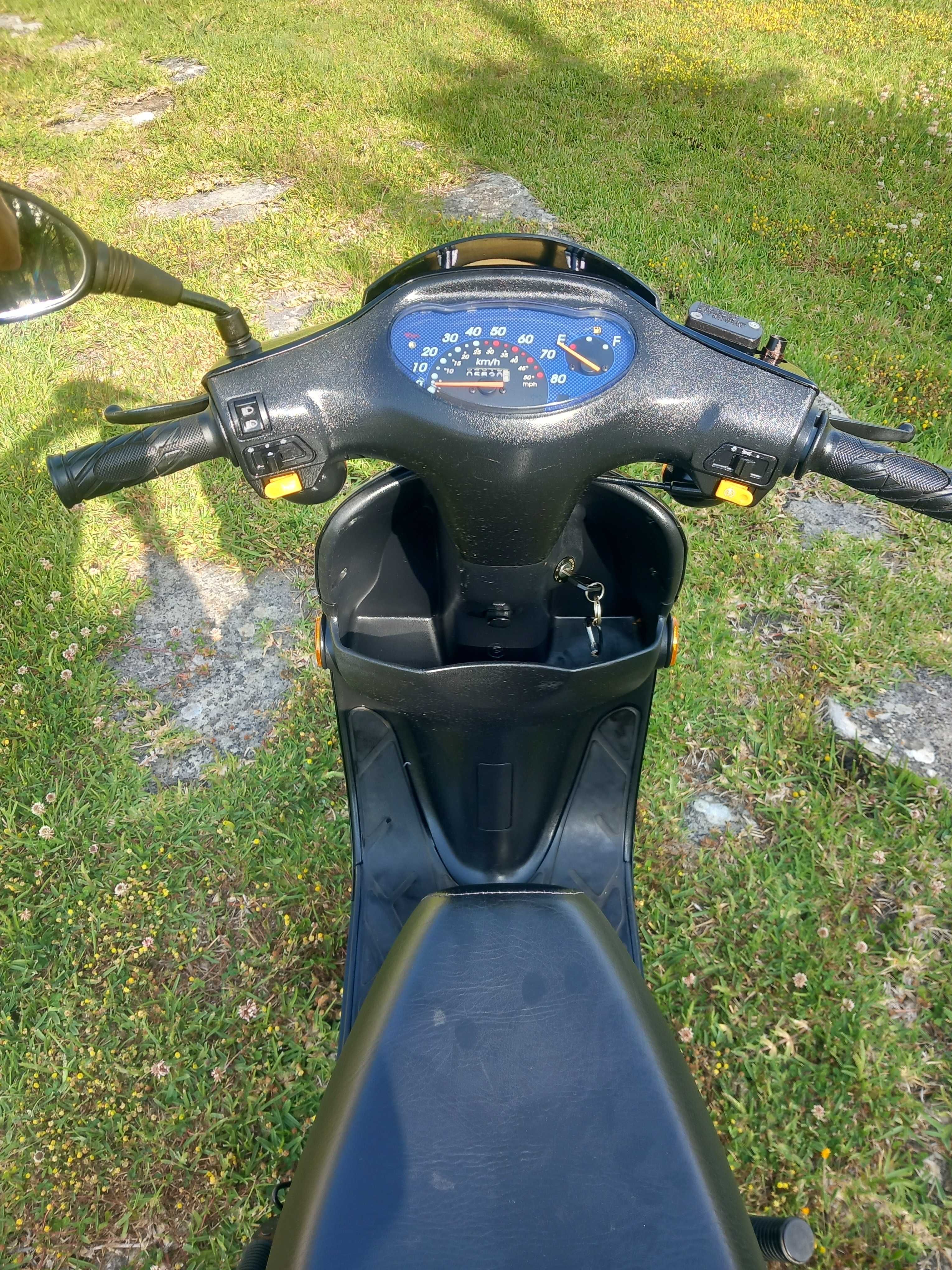 Scooter keeway swan
