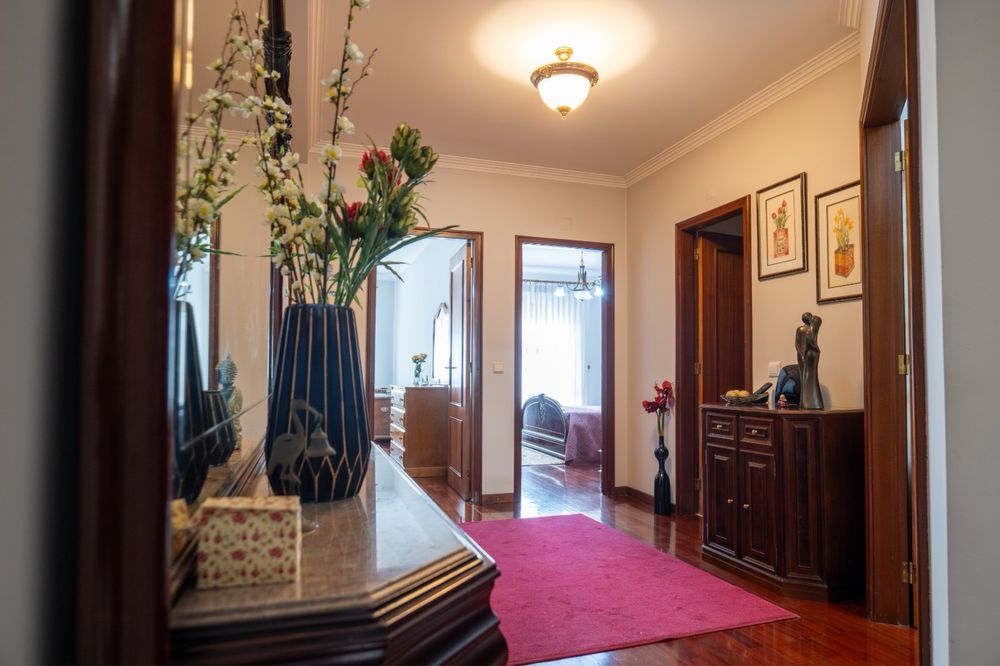 T2 em Real – Braga | Último andar | Garagem fechada | Excelente estado