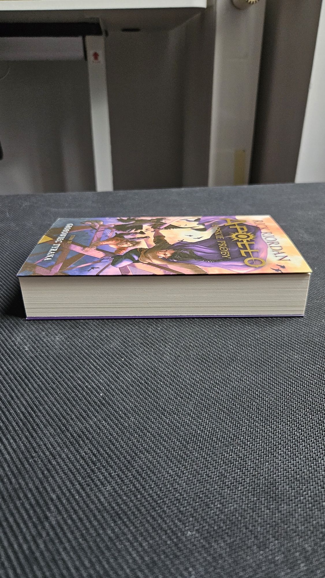 Grobowiec Tyrana (Apollo i boskie próby cz. 4) - Rick Riordan
