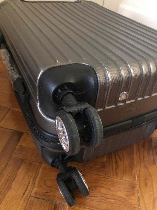 VENDO: Mala de Cabine Japão, cor cinza