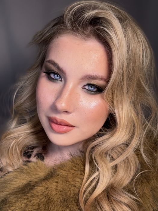 makijaż, upięncie włosów