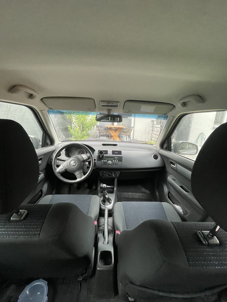 Suzuki swift 1.3 benzyna