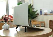 Uniwersalna podstawka pod laptop | Przyklejana z możliwością złożenia