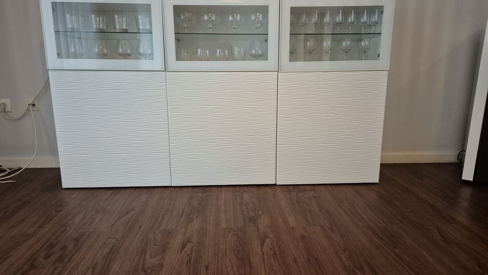 Aparadores IKEA em bom estado