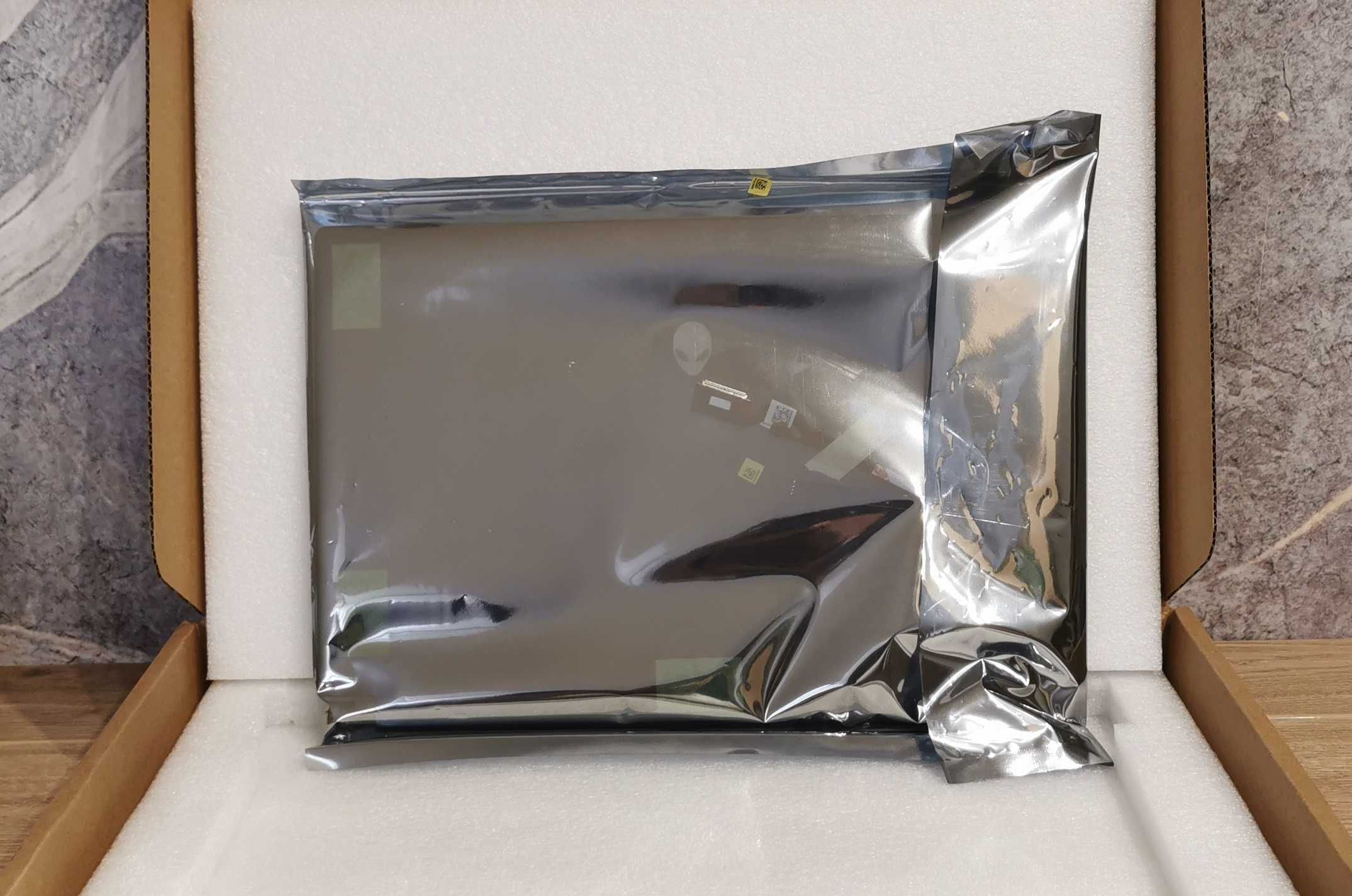 Nowa obudowa skrzydło klapa matryca Dell Alienware m15 R5 R6 FHD 945V0
