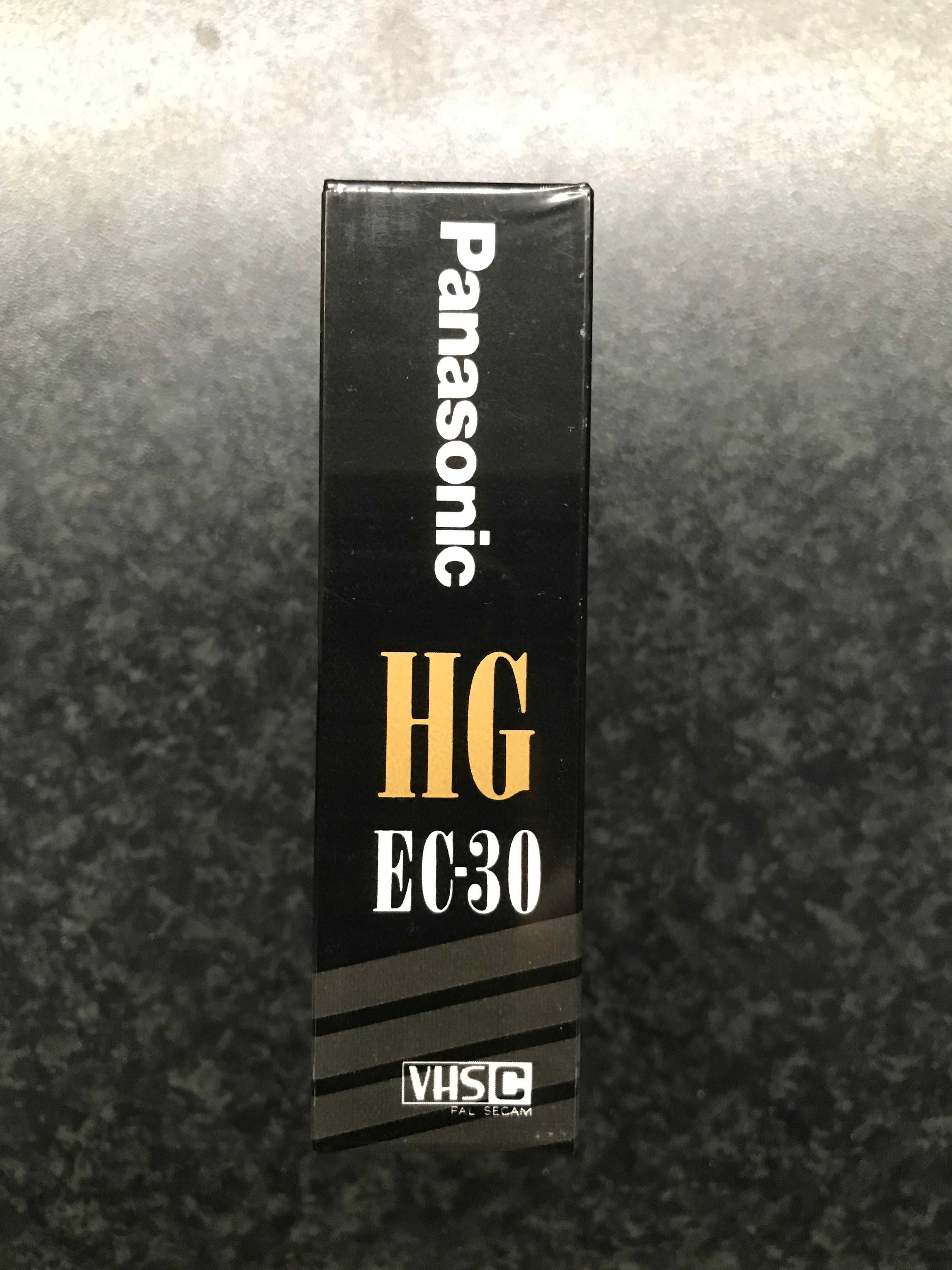 Kaseta VHS-C firmy Panasonic EC-30