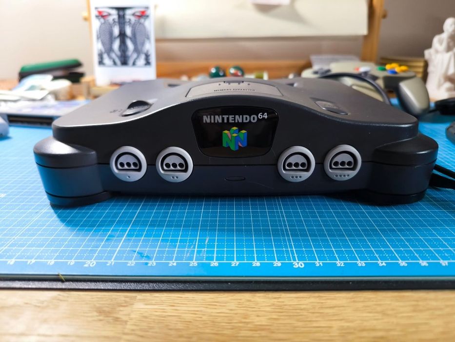 Nintendo 64 + pad + 4 gry