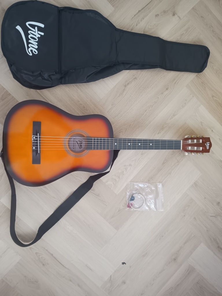 Gitara akustyczna