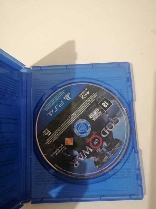 Playstation 4 e comandos, jogos de mídia física e conta digital de ps4