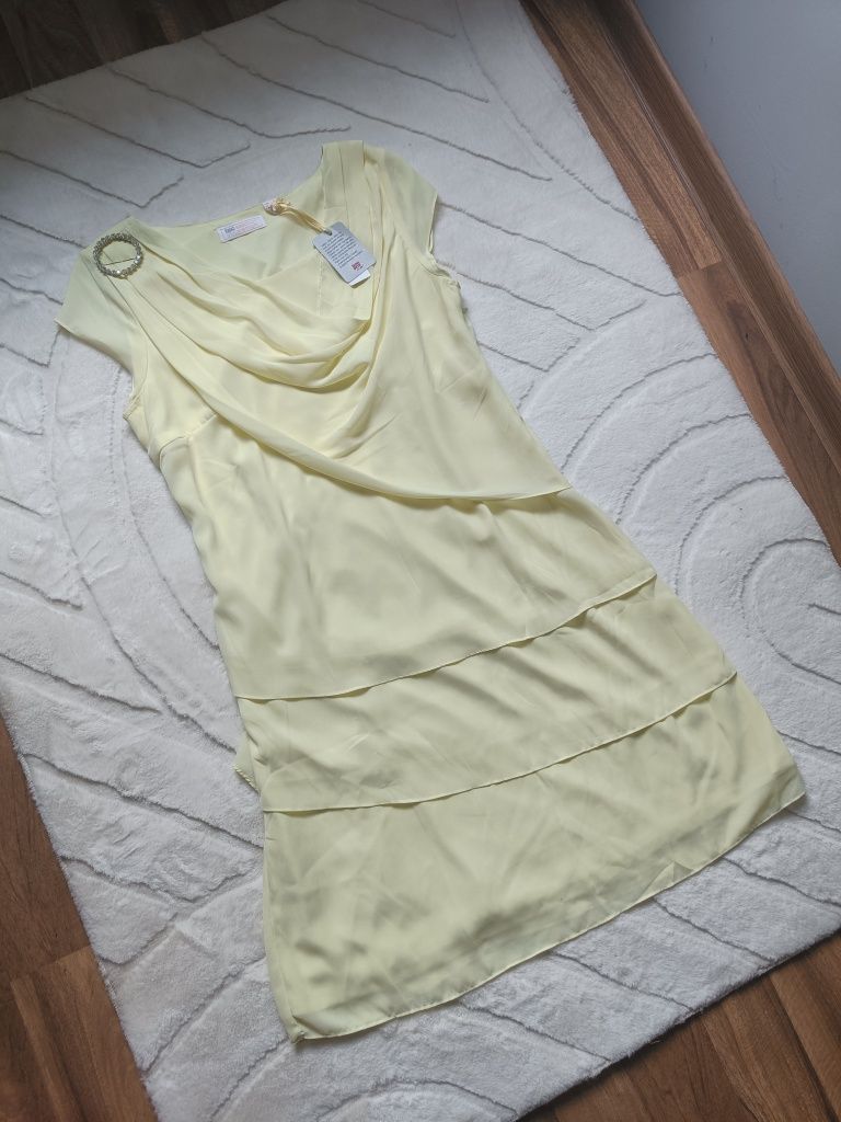 Elegancka sukienka w pastelowym żółtym kolorze - r 44 (XXL) na komunię