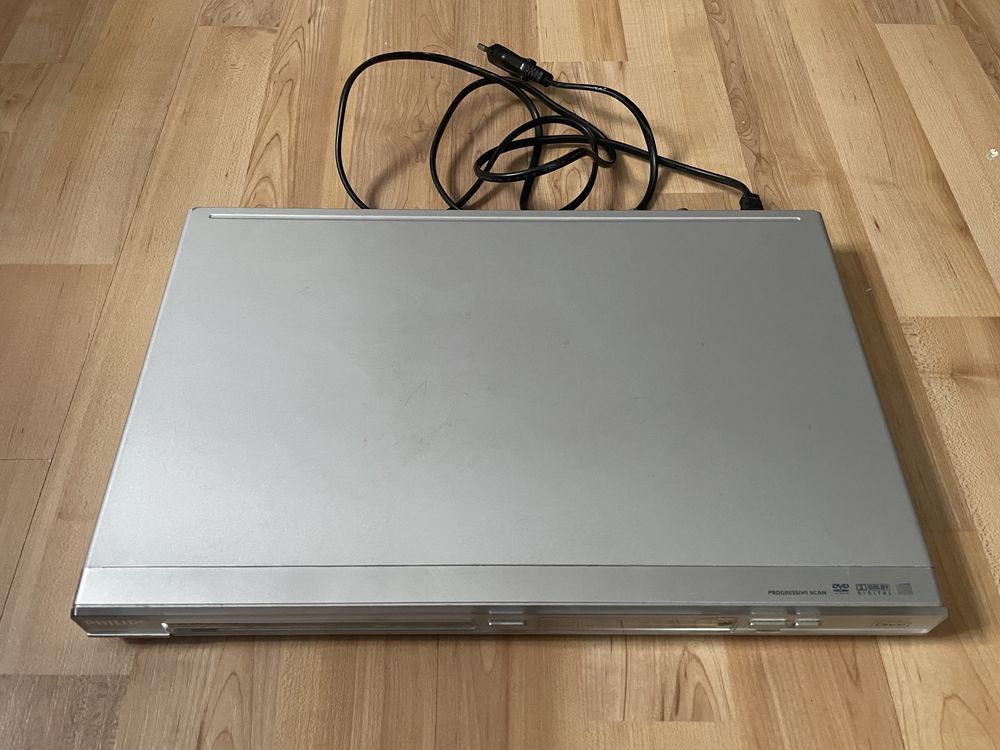 DVD Philips z pilotem