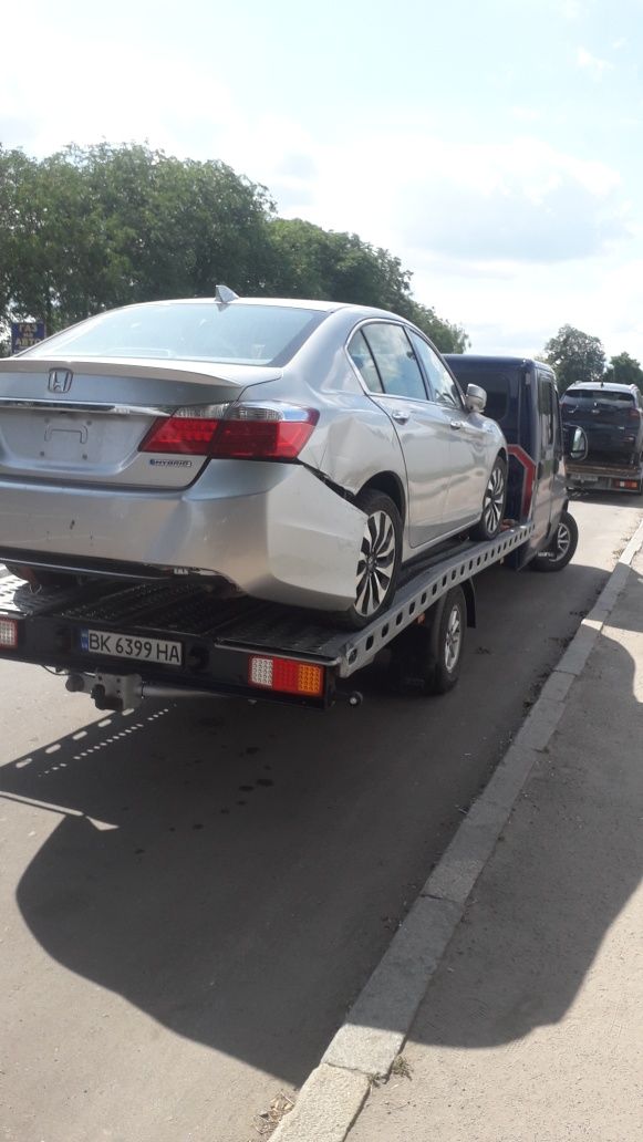 Евакуатор лавета .лафета . Гоща. Taxi.грузове таксi. Цiлодобово.