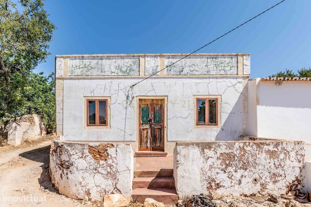 Quinta com moradia para reabilitação