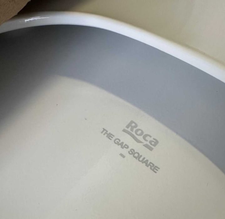 Tampa de sanita ROCA GAP BRANCO 650