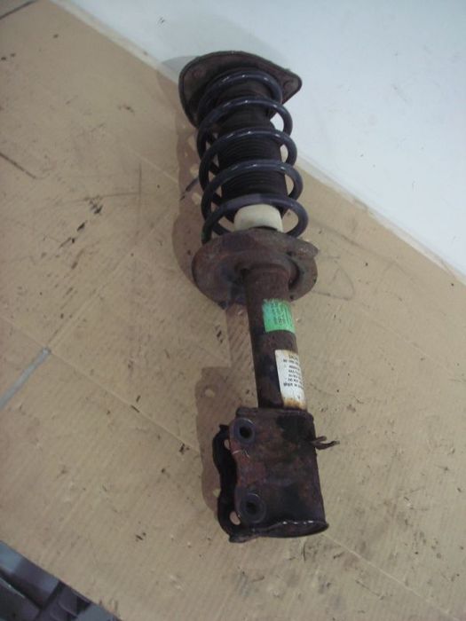 Amortecedor Fr Esq Mitsubishi Colt Vi (Z3_A, Z2_A)