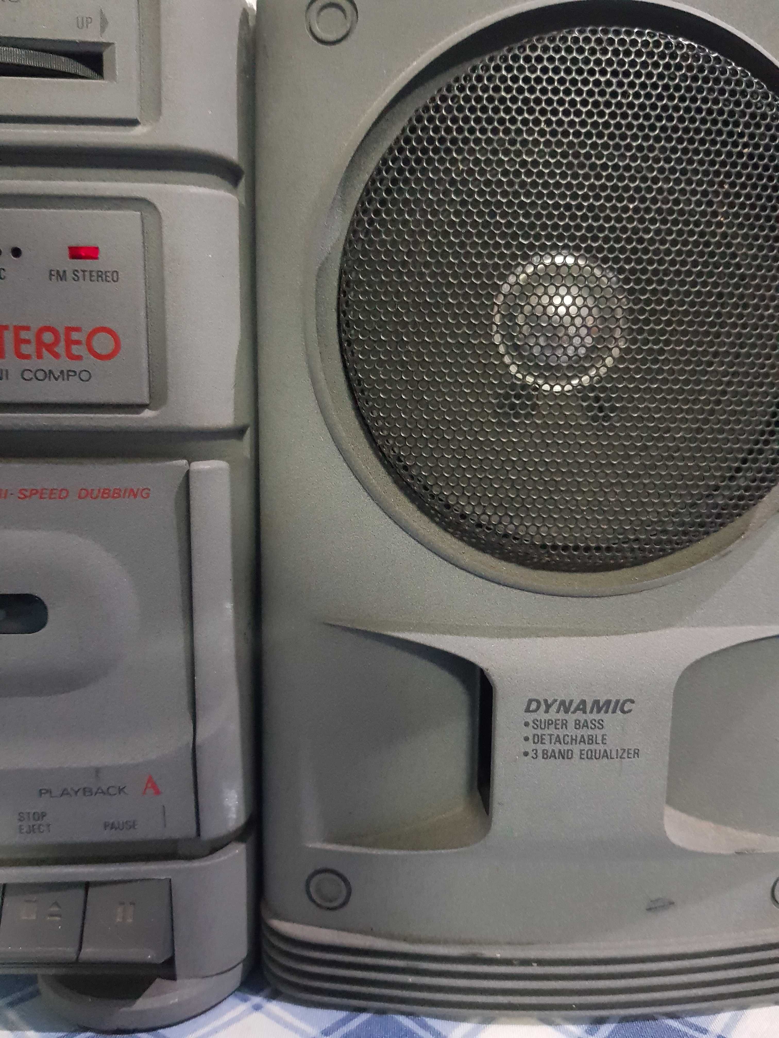 radio bombox vintage
