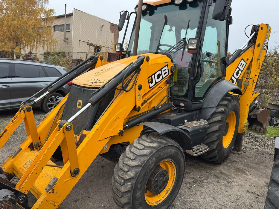 Екскаватор навантажувач   JCB 3CX 2011.