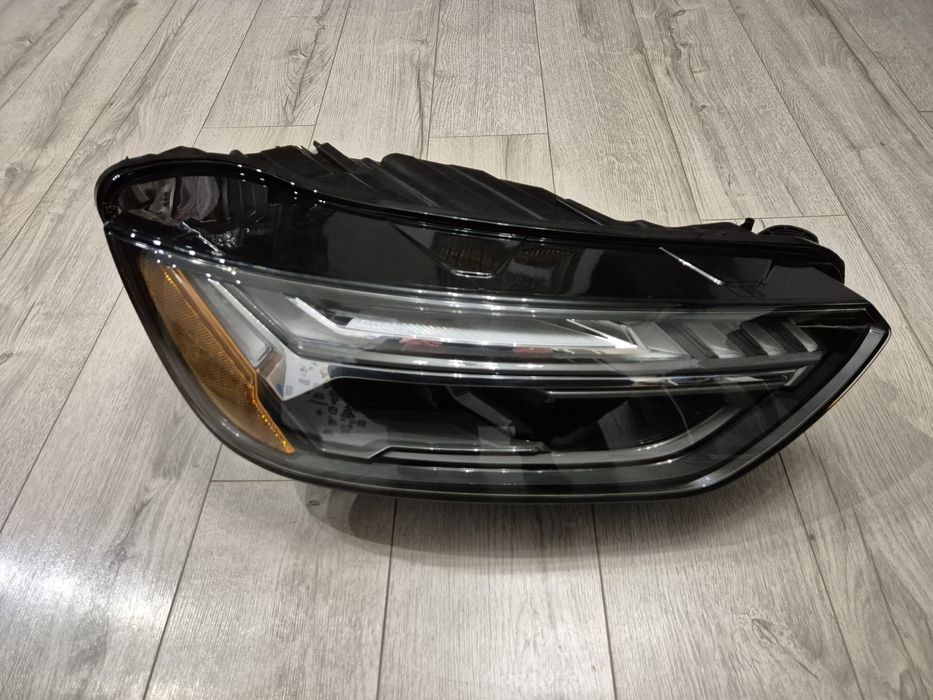 Фара права Audi Q5 80A Matrix 2021-2024 USA