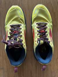 Brooks Cascadia 16