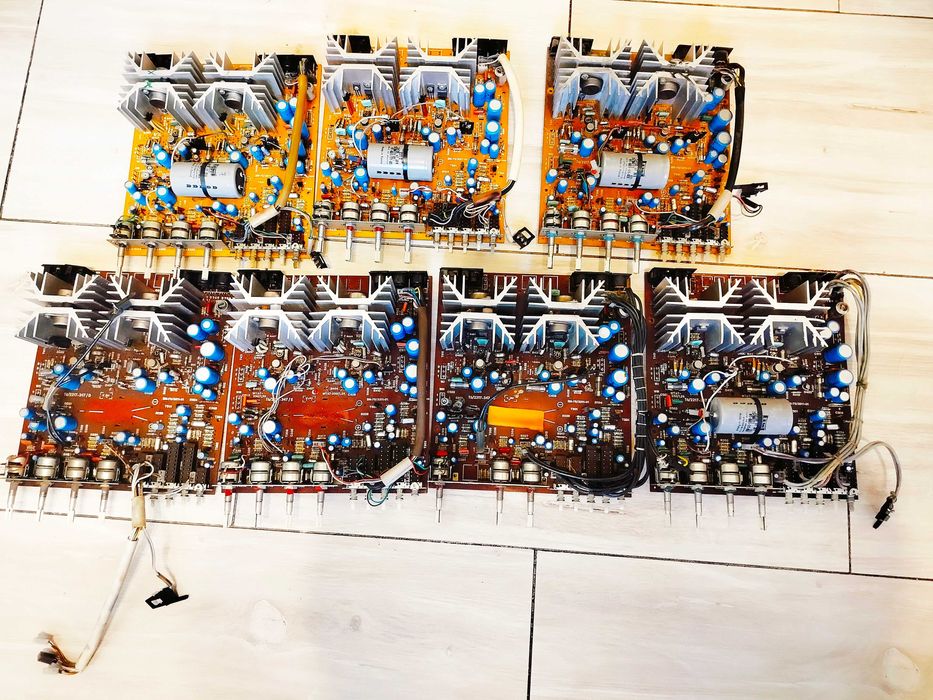 7 płyt wzmacniacza do radia Zodiak dss 402