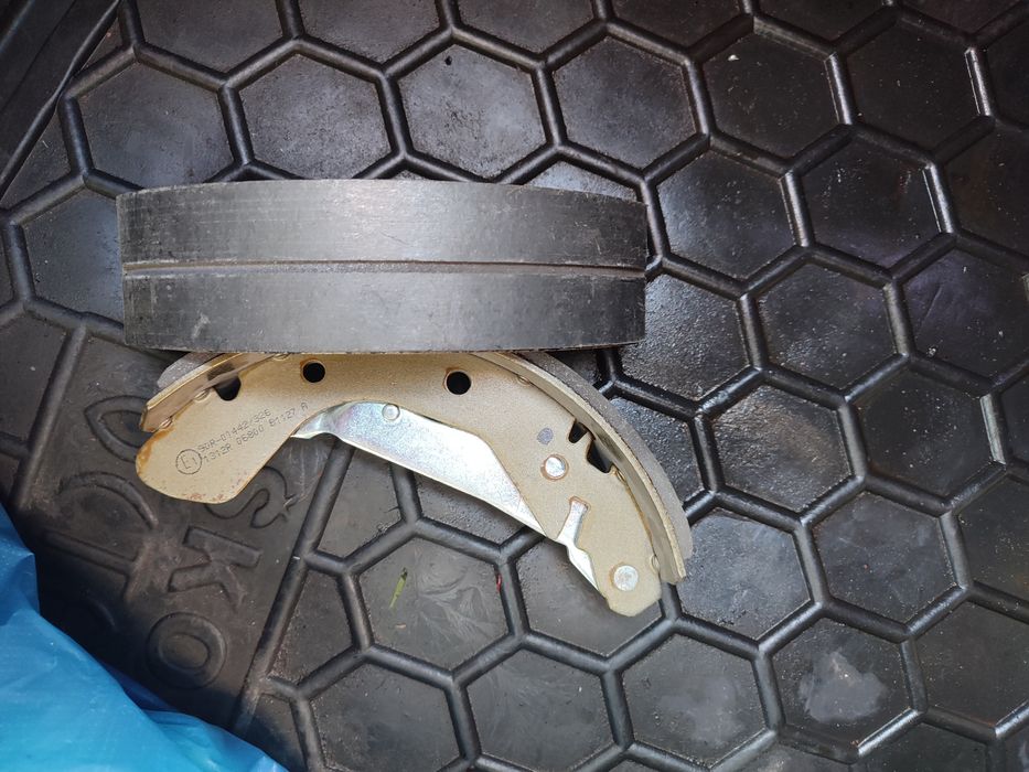 Гальмівні колодки Део Ланос