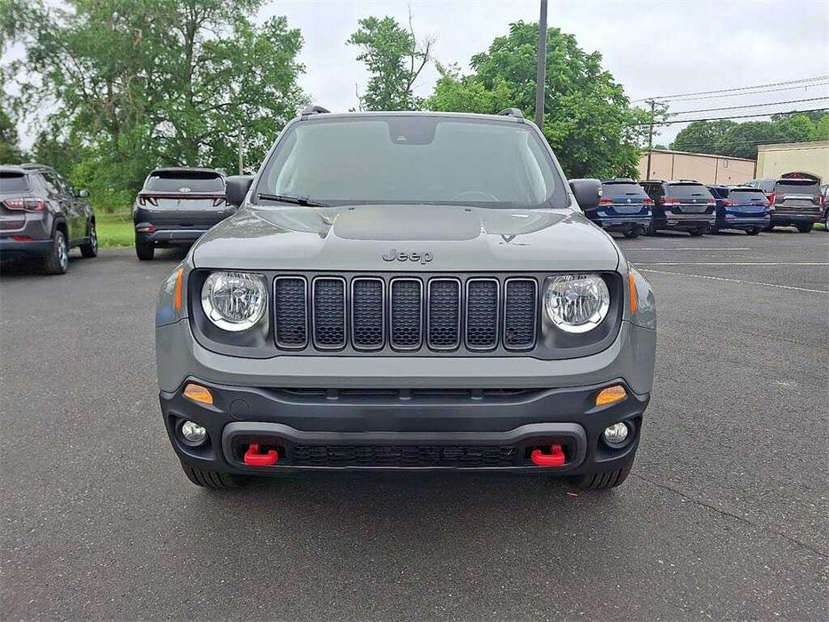 Jeep Renegade Trailhawk      2021