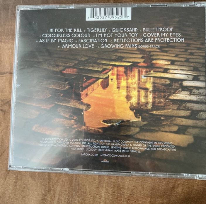 Cd La Roux.  Excelente estado