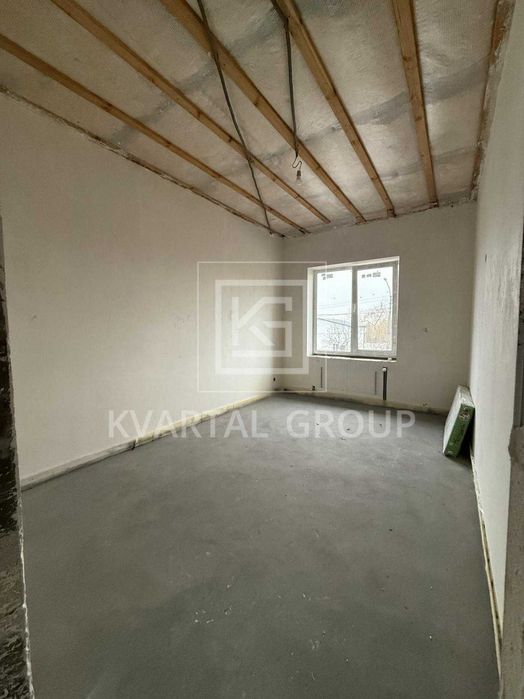 БЕЗ КОМІСІЇ! ТаунХаус 2 поверхи.3 кімнати+кухня студія.БЕЗ РЕМОНТУ.ГАЗ