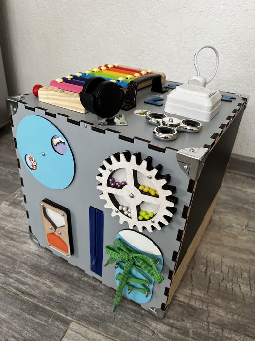 Дитячий бізікуб 30х30